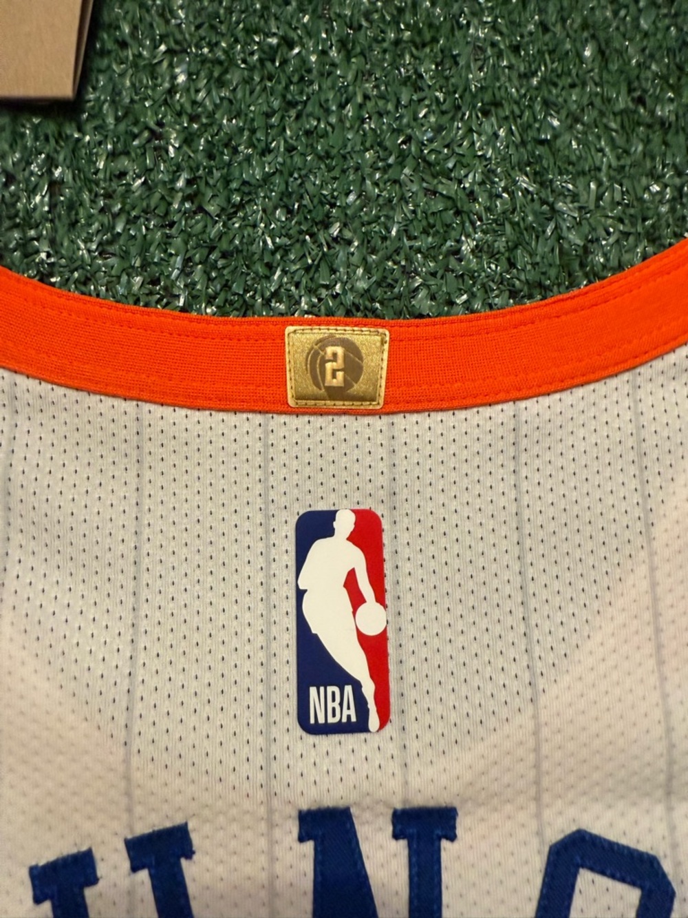 Authentic Jalen Brunson New York Knicks White City Edition Jersey Size 44/M - Picture 15 of 16